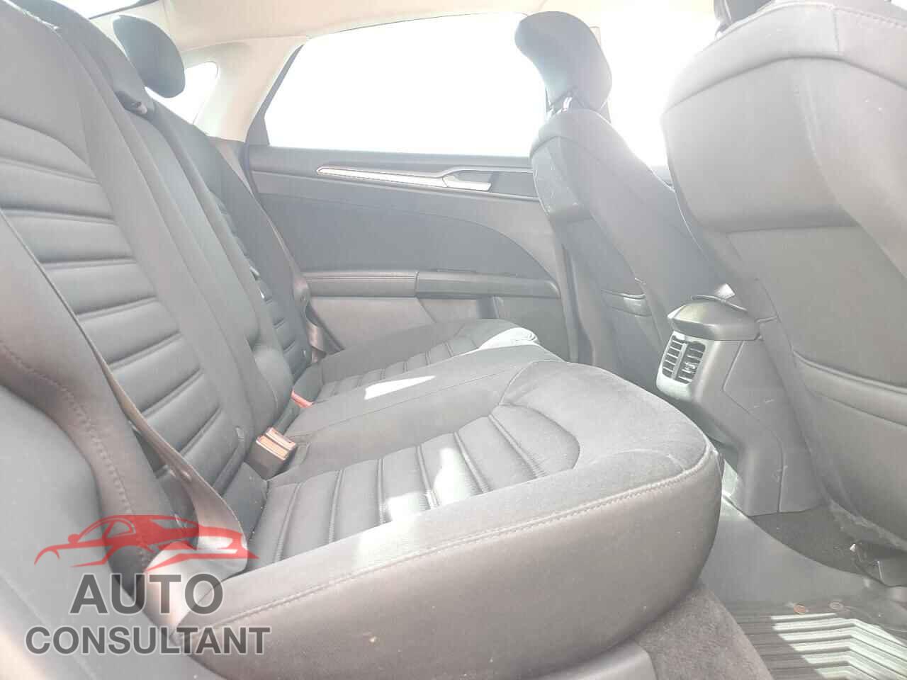 FORD FUSION 2014 - 3FA6P0LU3ER310404