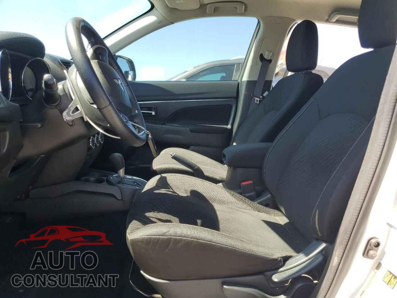 MITSUBISHI OUTLANDER 2015 - 4A4AP4AU6FE002834