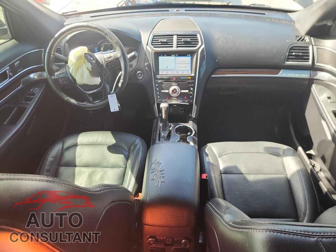 FORD EXPLORER 2017 - 1FM5K7F87HGC37699