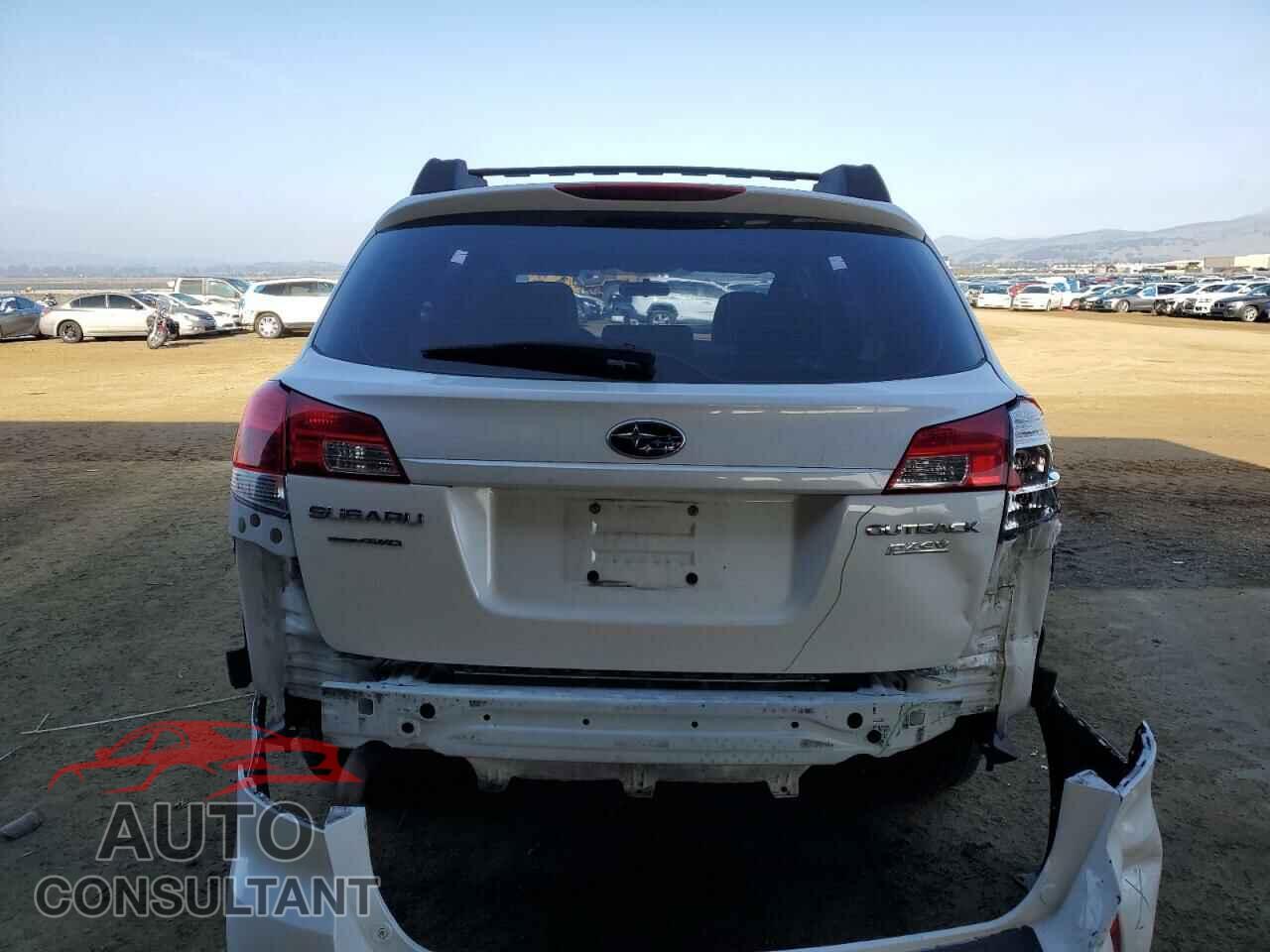 SUBARU OUTBACK 2011 - 4S4BRBAC0B3433849