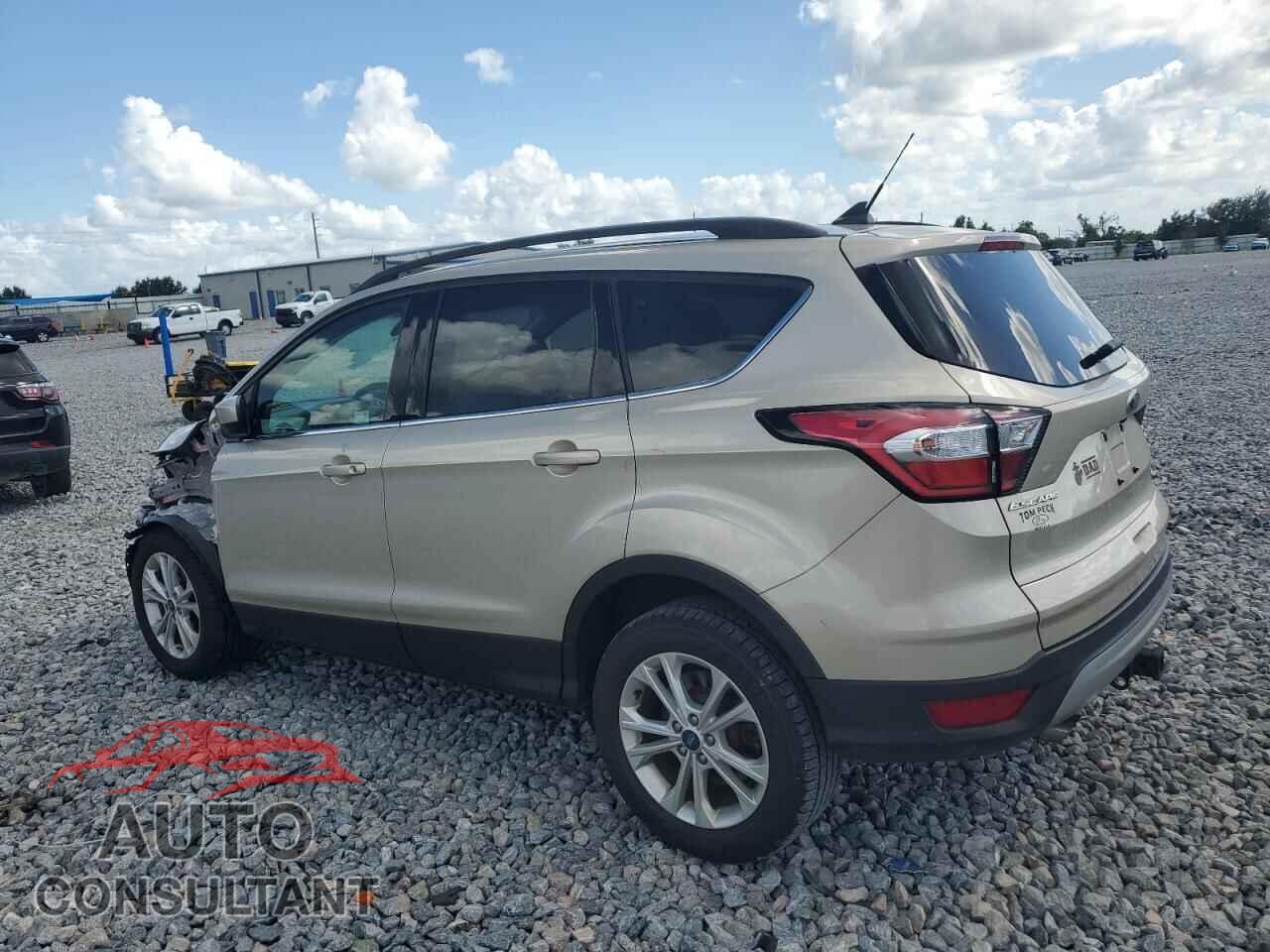 FORD ESCAPE 2018 - 1FMCU0HD2JUB99535