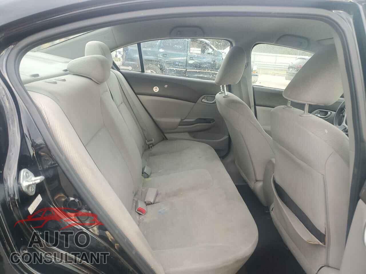HONDA CIVIC 2012 - 2HGFB2F52CH323812
