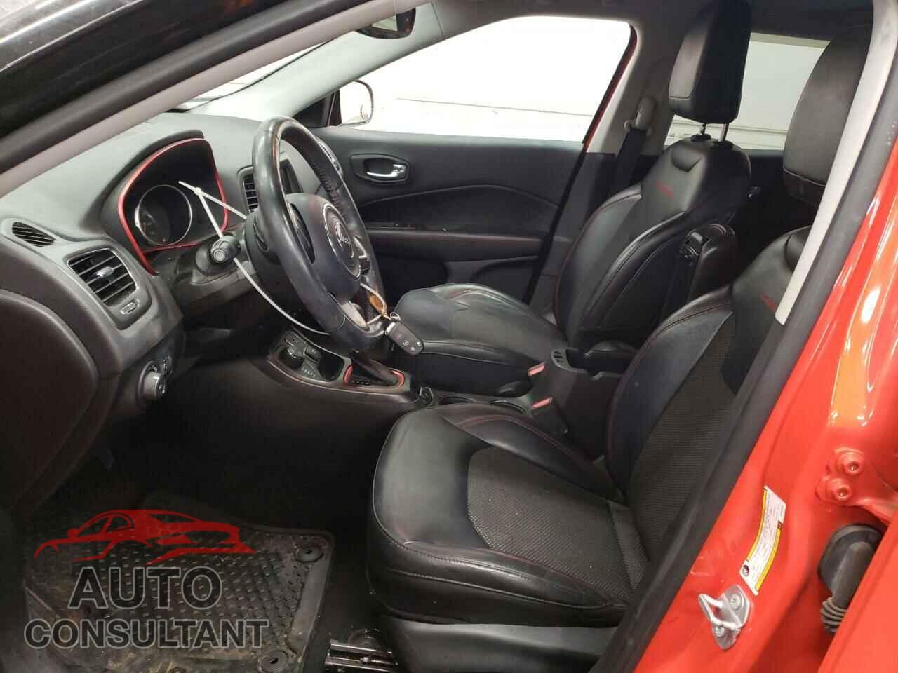JEEP COMPASS 2019 - 3C4NJDDB8KT602009