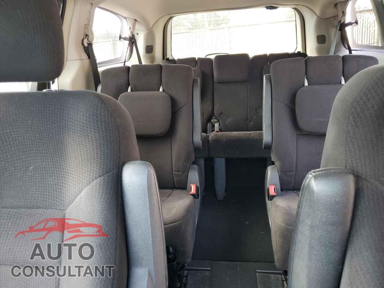 DODGE CARAVAN 2011 - 2D4RN5DGXBR679638