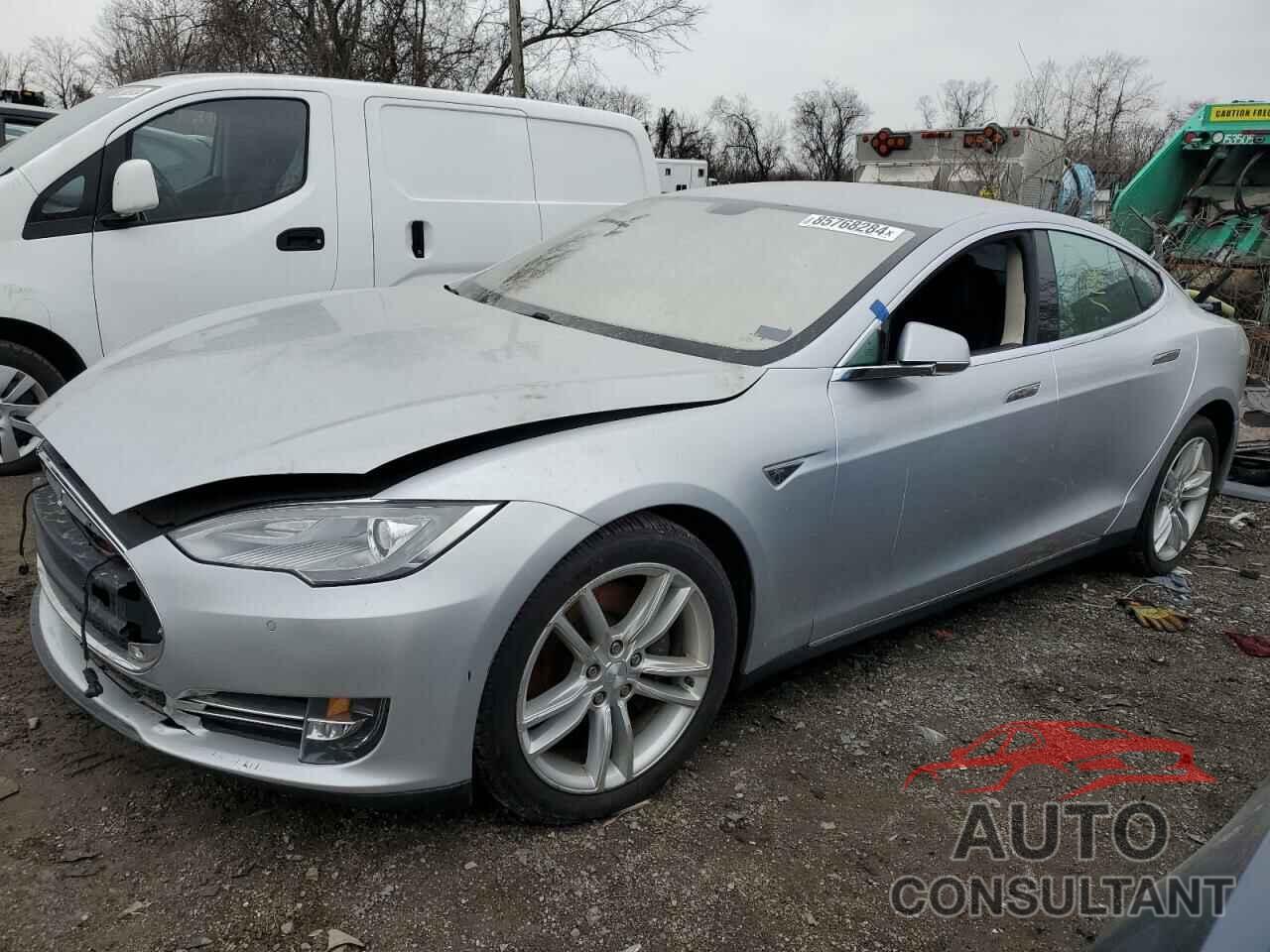 TESLA MODEL S 2014 - 5YJSA1H18EFP38579