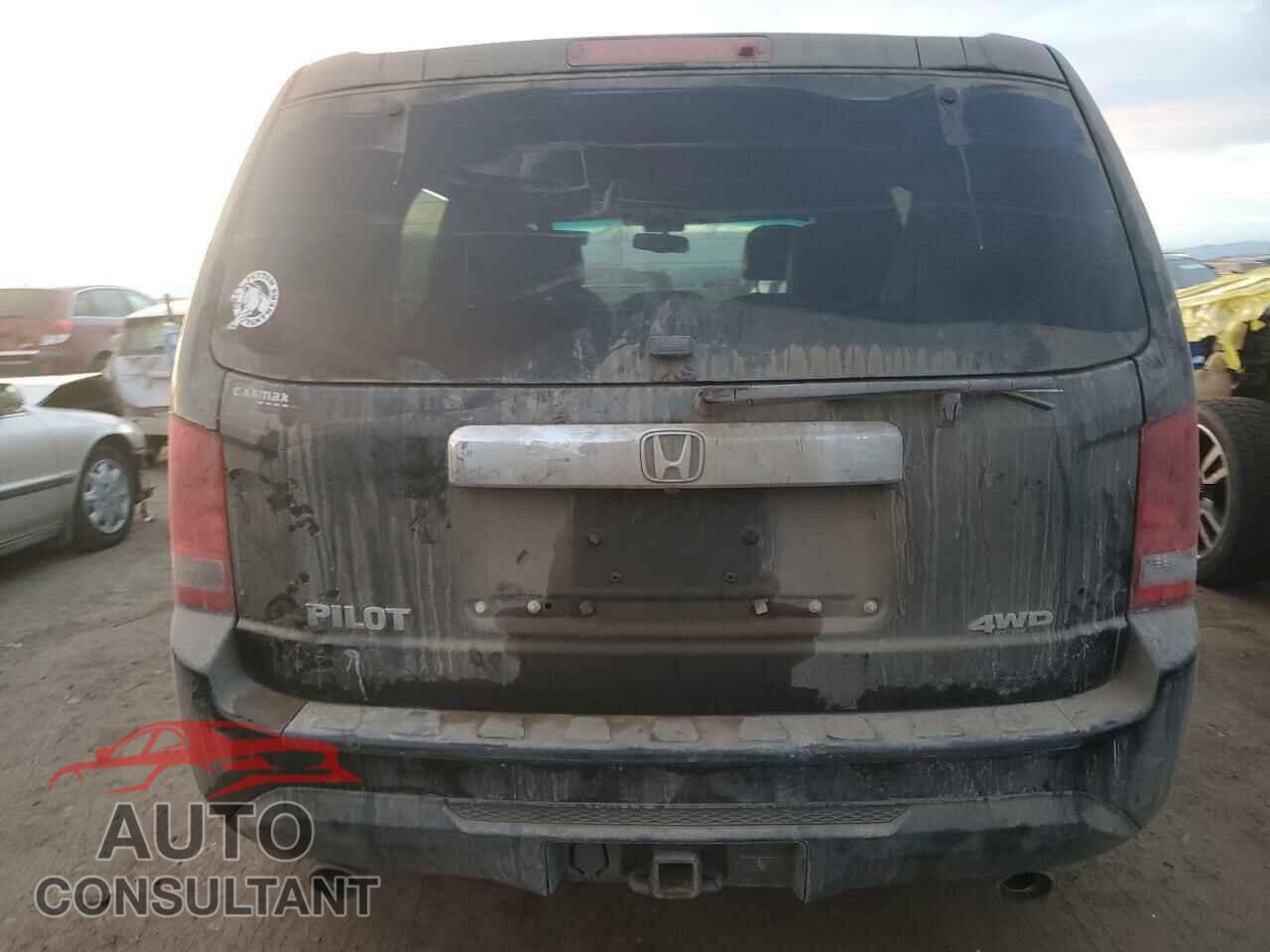 HONDA PILOT 2013 - 5FNYF4H68DB004368