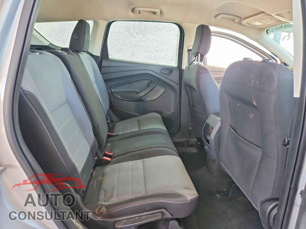 FORD ESCAPE 2018 - 1FMCU0F72JUC76255