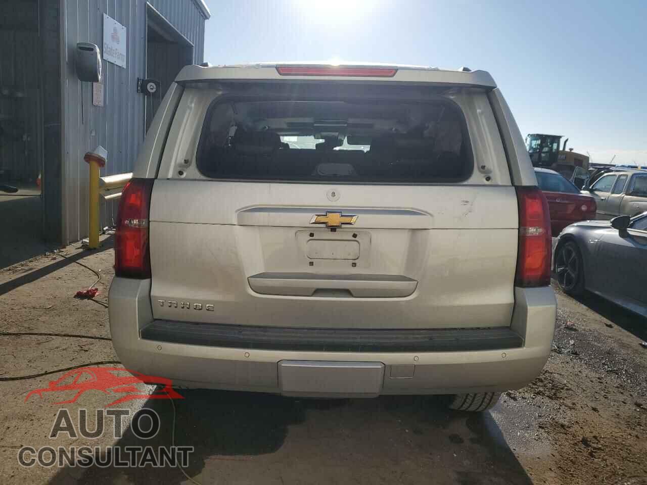 CHEVROLET TAHOE 2019 - 1GNSCBKC9KR385597