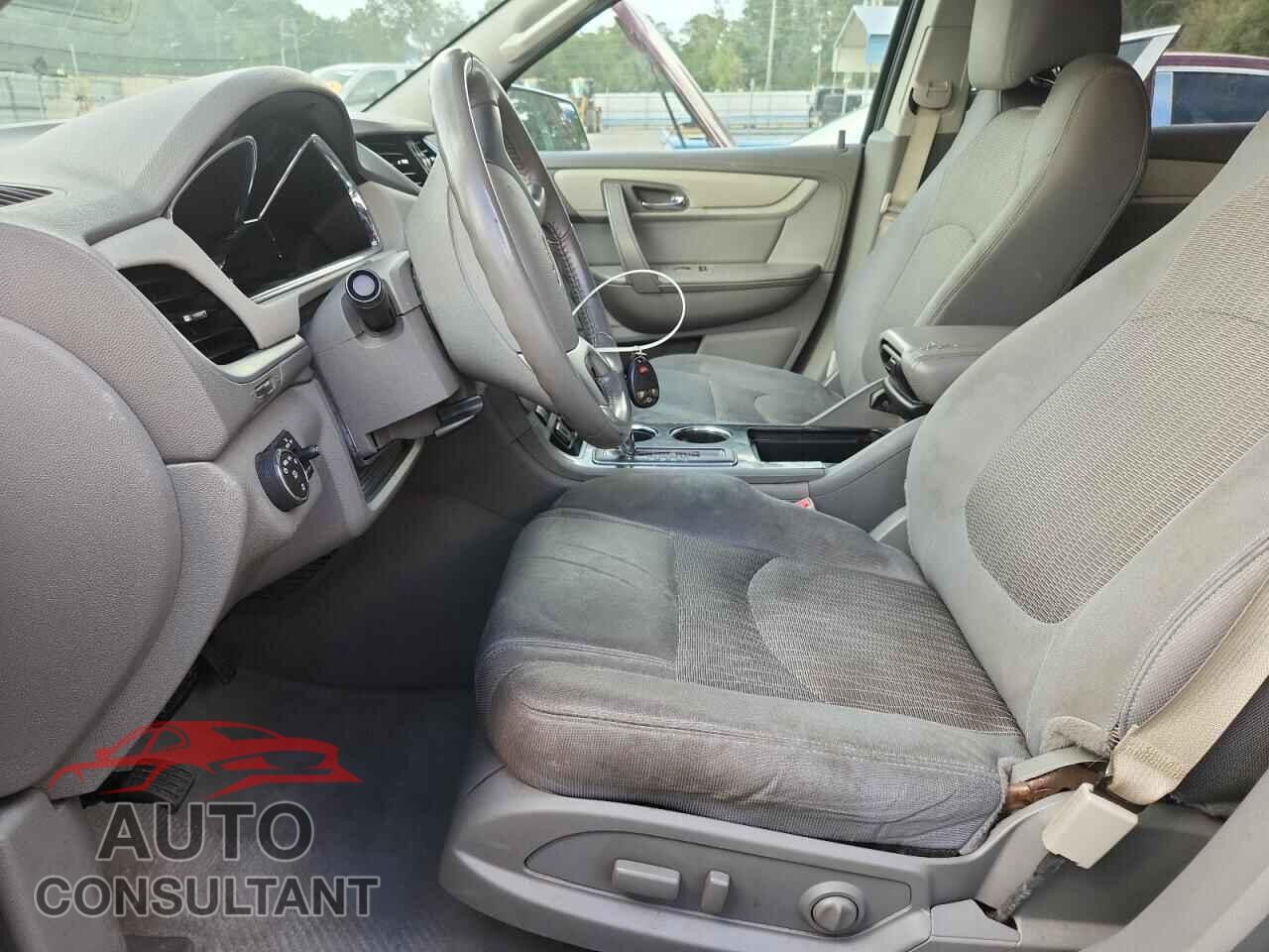CHEVROLET TRAVERSE 2017 - 1GNKRGKD5HJ287906