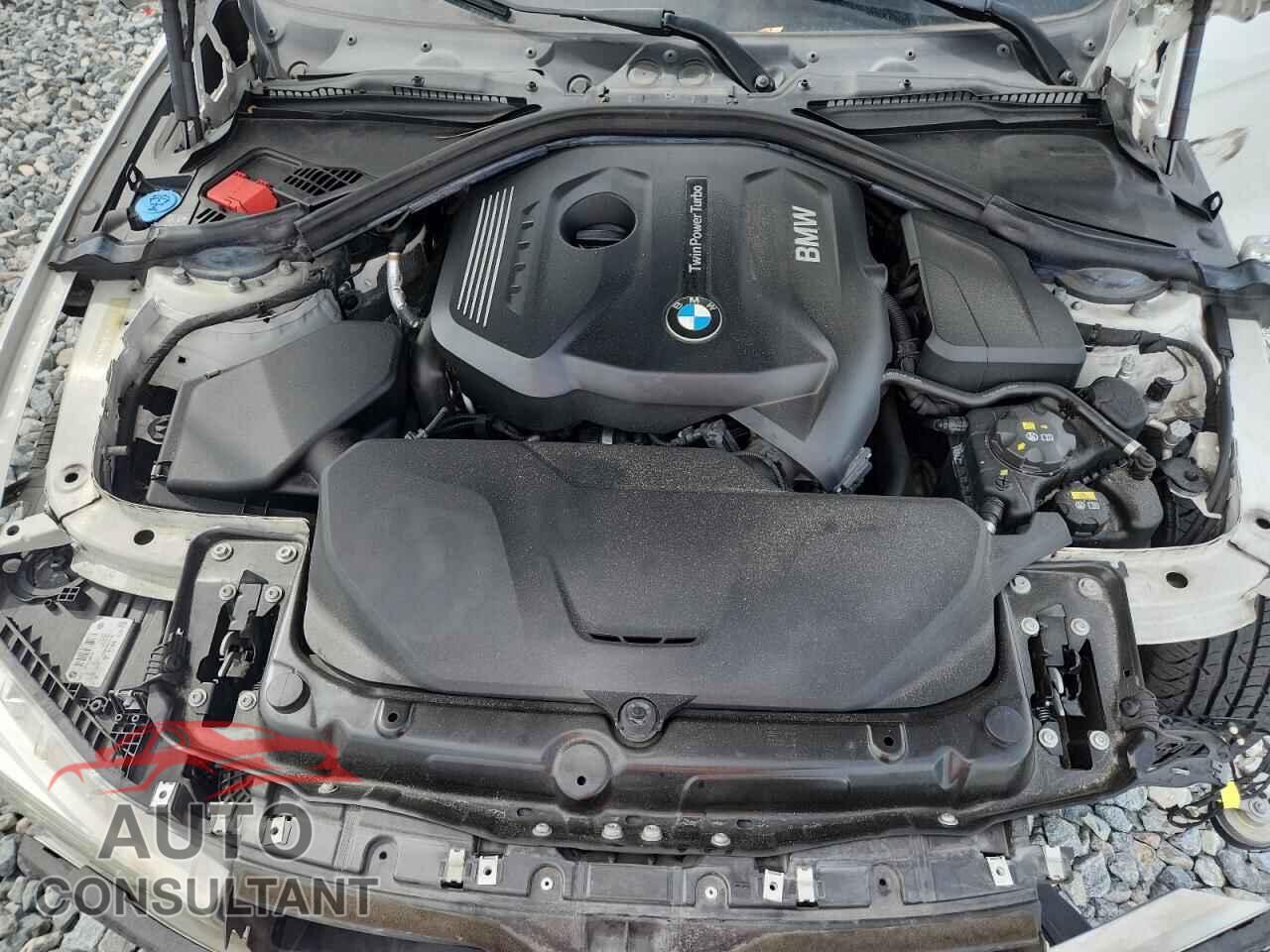BMW 3 SERIES 2018 - WBA8B9C58JEE82245