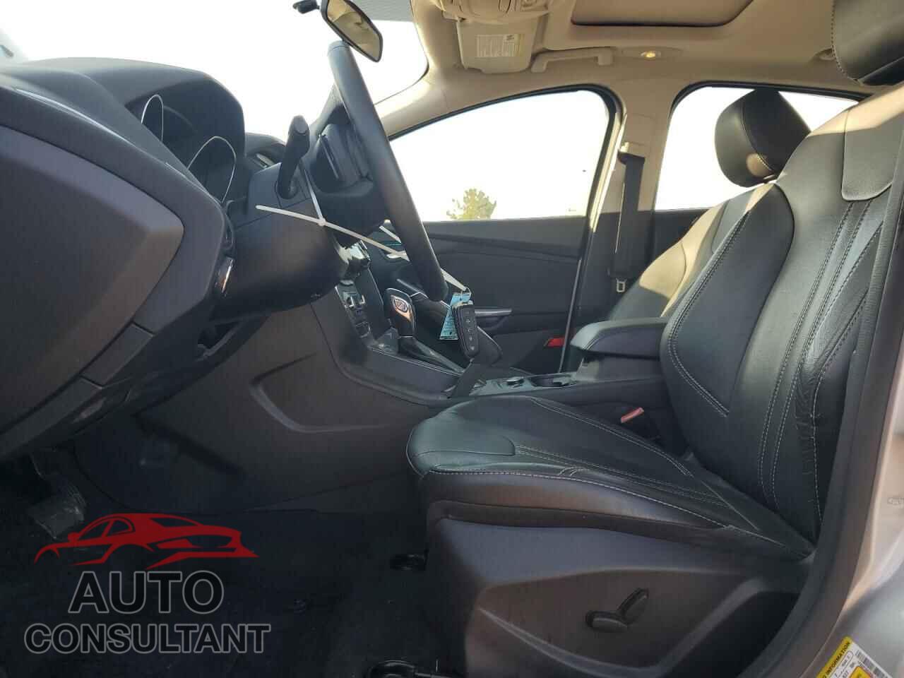 FORD FOCUS 2013 - 1FADP3N26DL135843