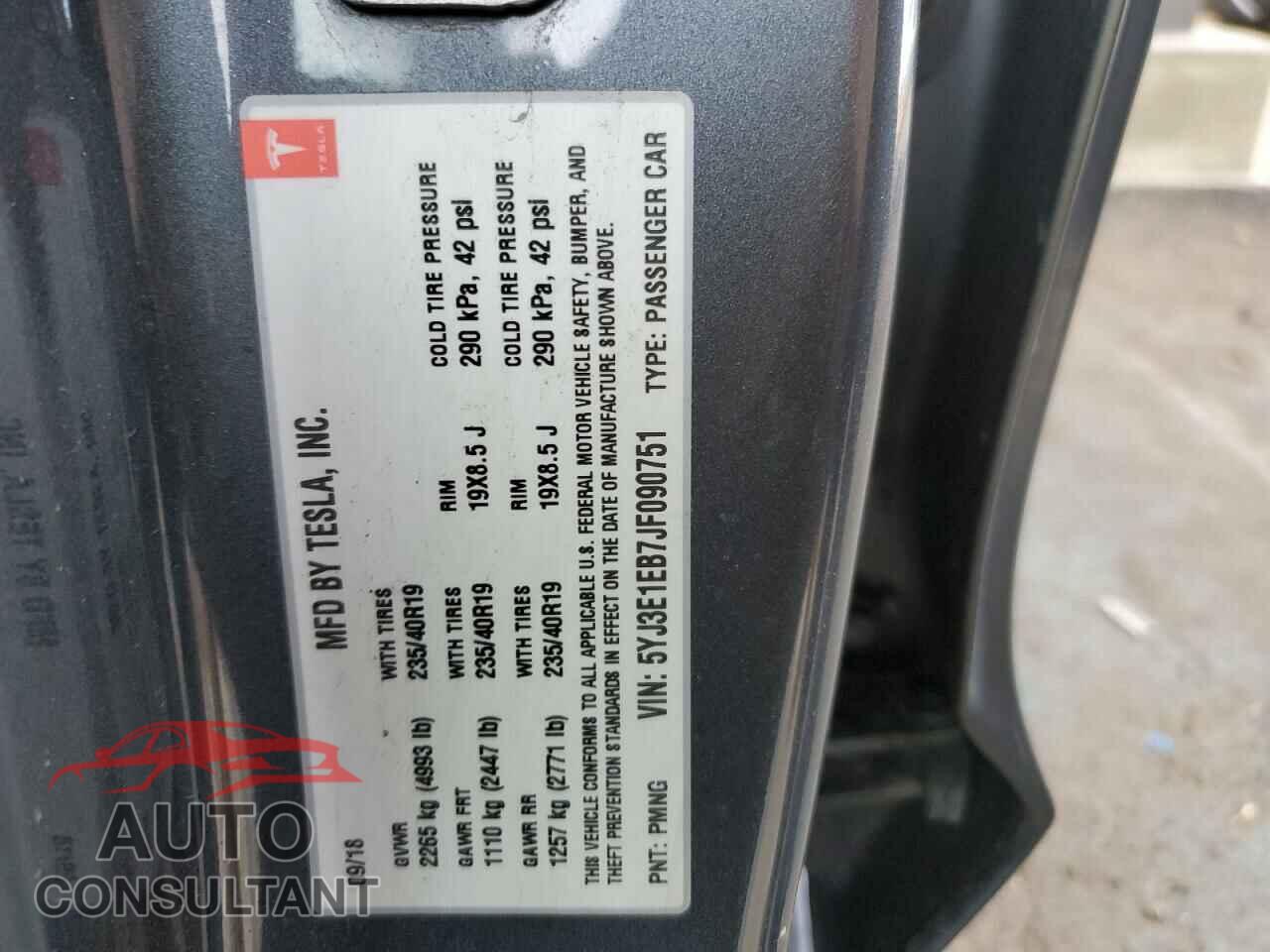 TESLA MODEL 3 2018 - 5YJ3E1EB7JF090751