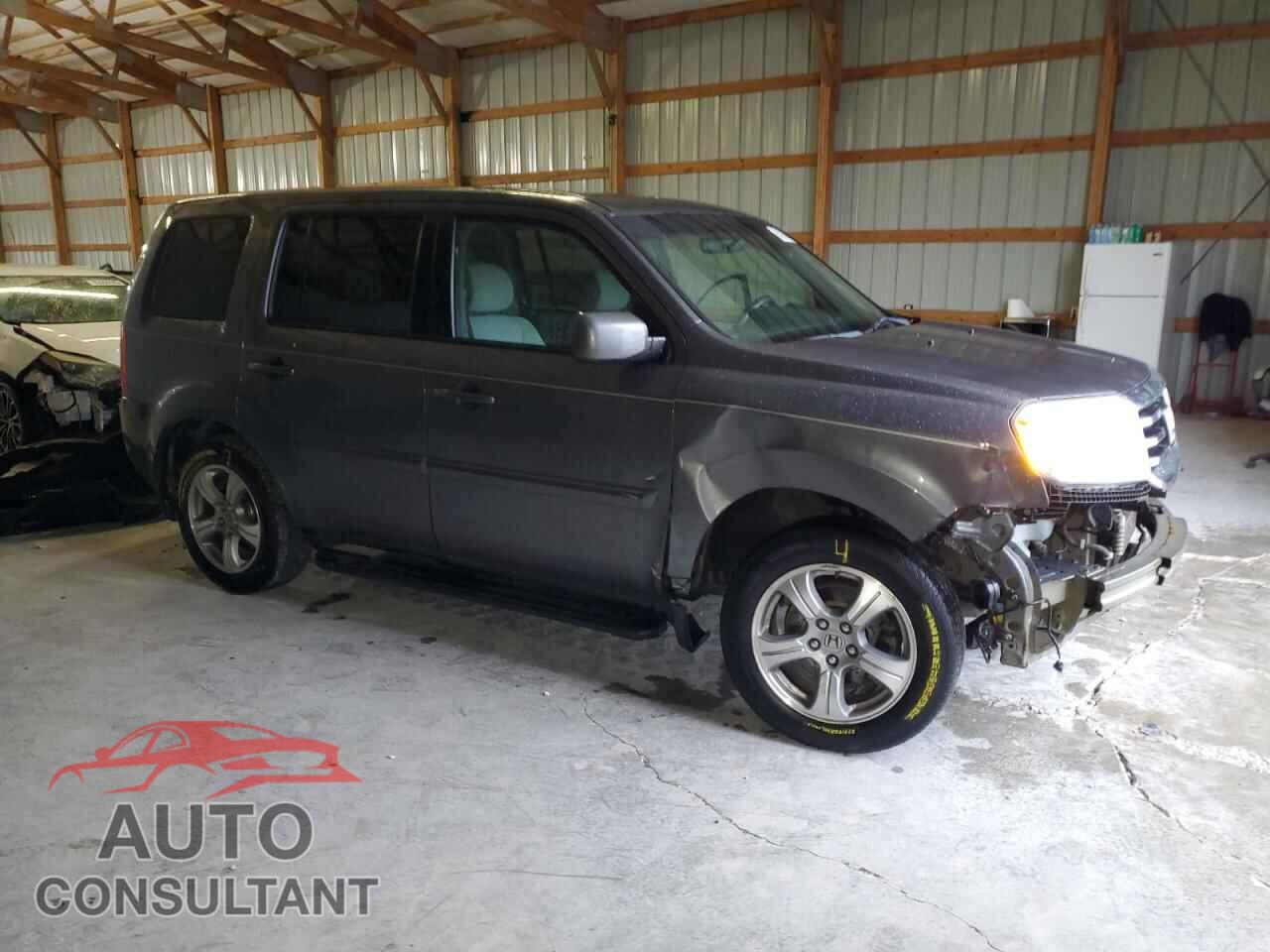 HONDA PILOT 2013 - 5FNYF4H47DB044360