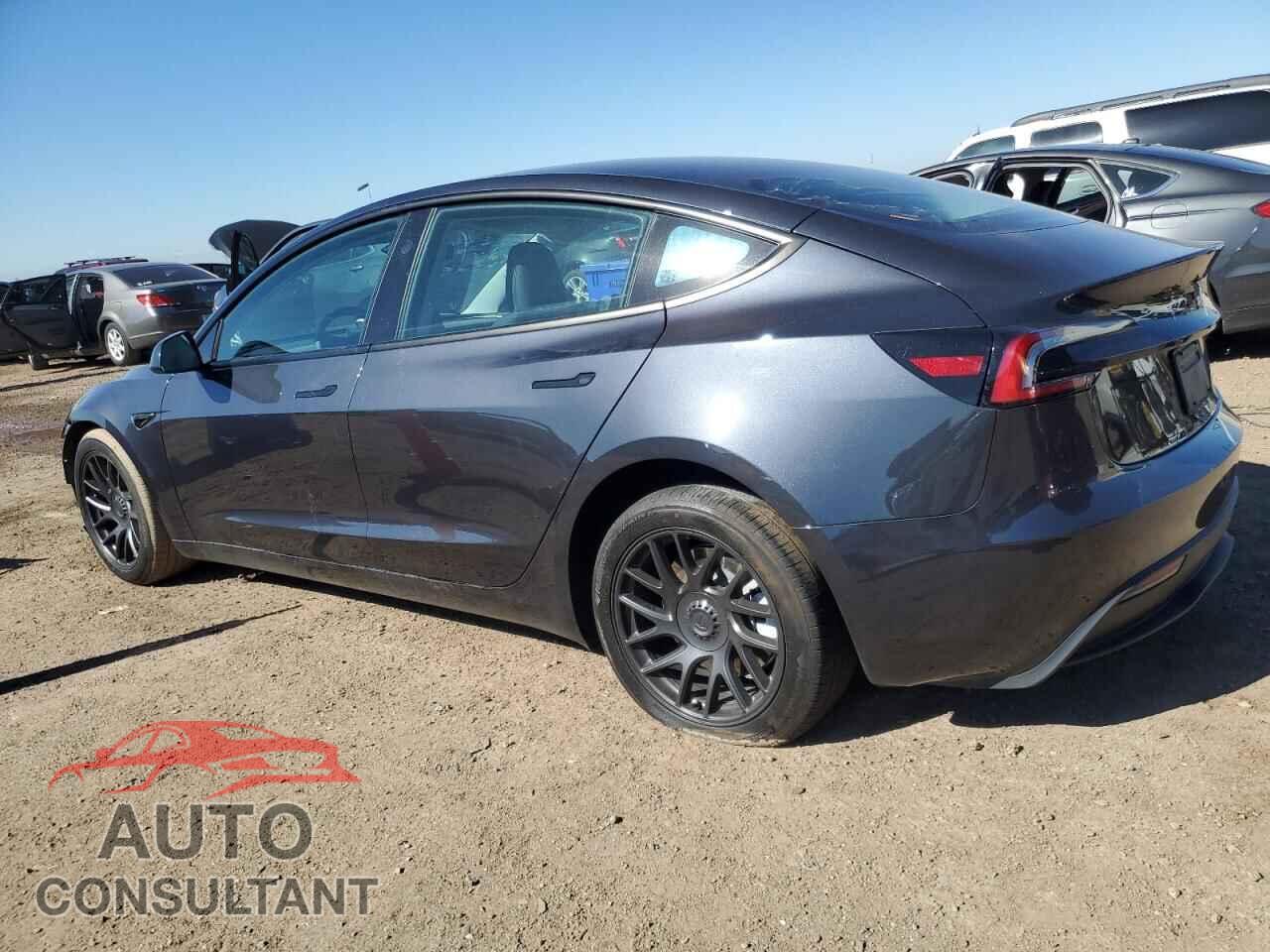 TESLA MODEL 3 2024 - 5YJ3E1EB5RF729415
