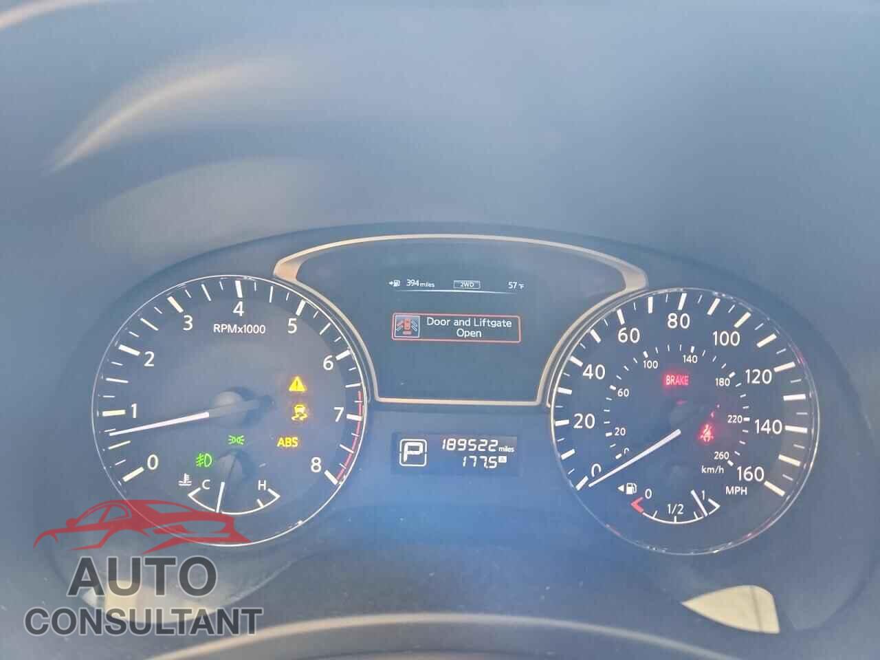 NISSAN PATHFINDER 2013 - 5N1AR2MM7DC675010