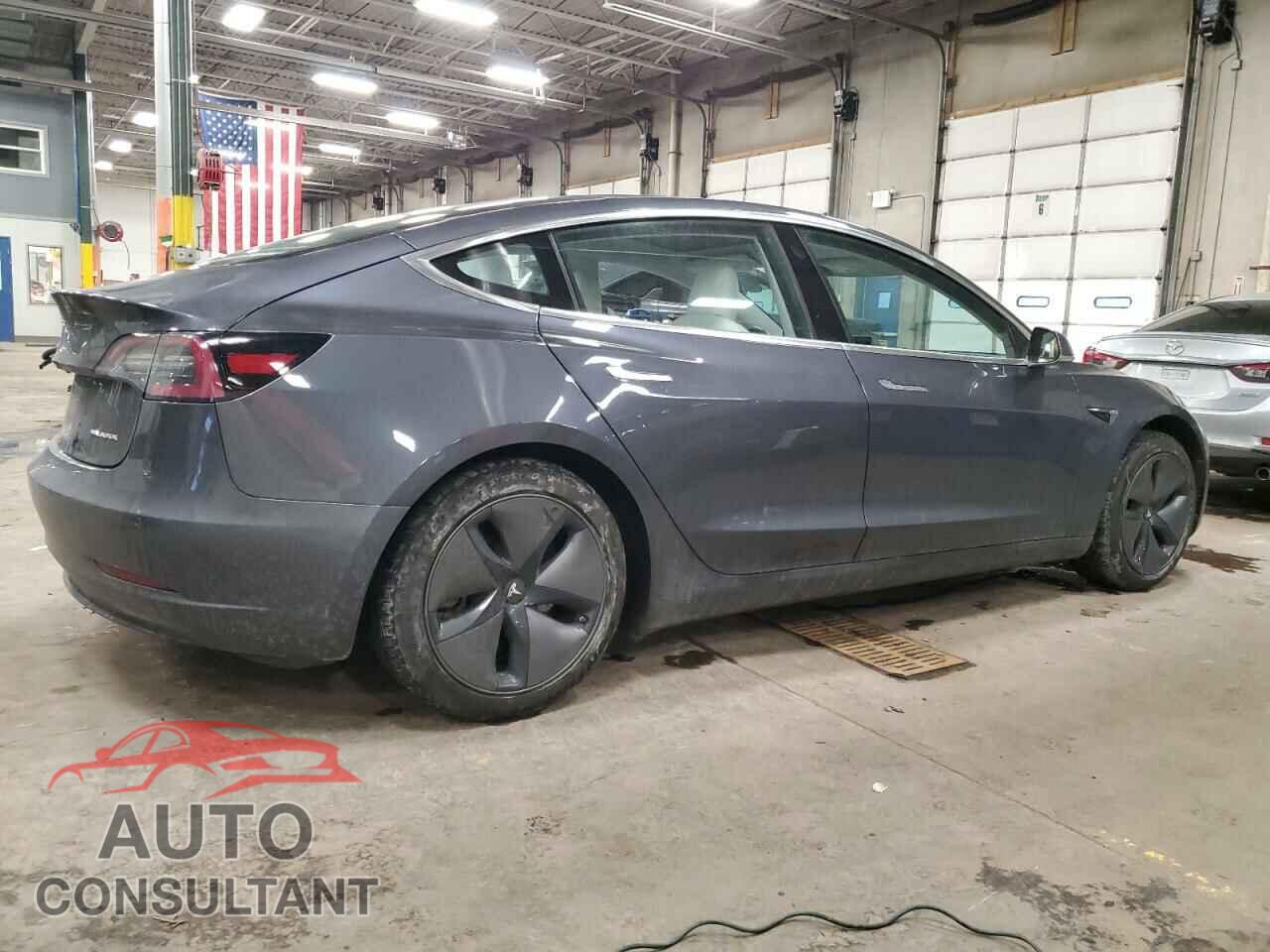 TESLA MODEL 3 2018 - 5YJ3E1EB2JF183922