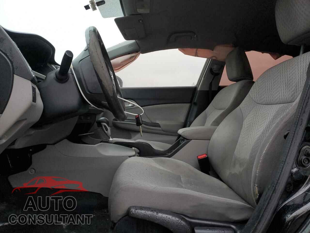 HONDA CIVIC 2014 - 2HGFB2F44EH013252