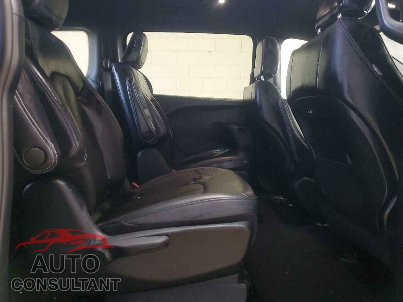 CHRYSLER PACIFICA 2023 - 2C4RC1L79PR501577