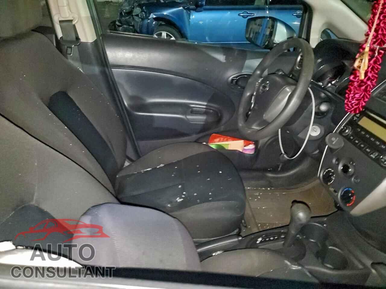NISSAN VERSA 2015 - 3N1CE2CPXFL395029