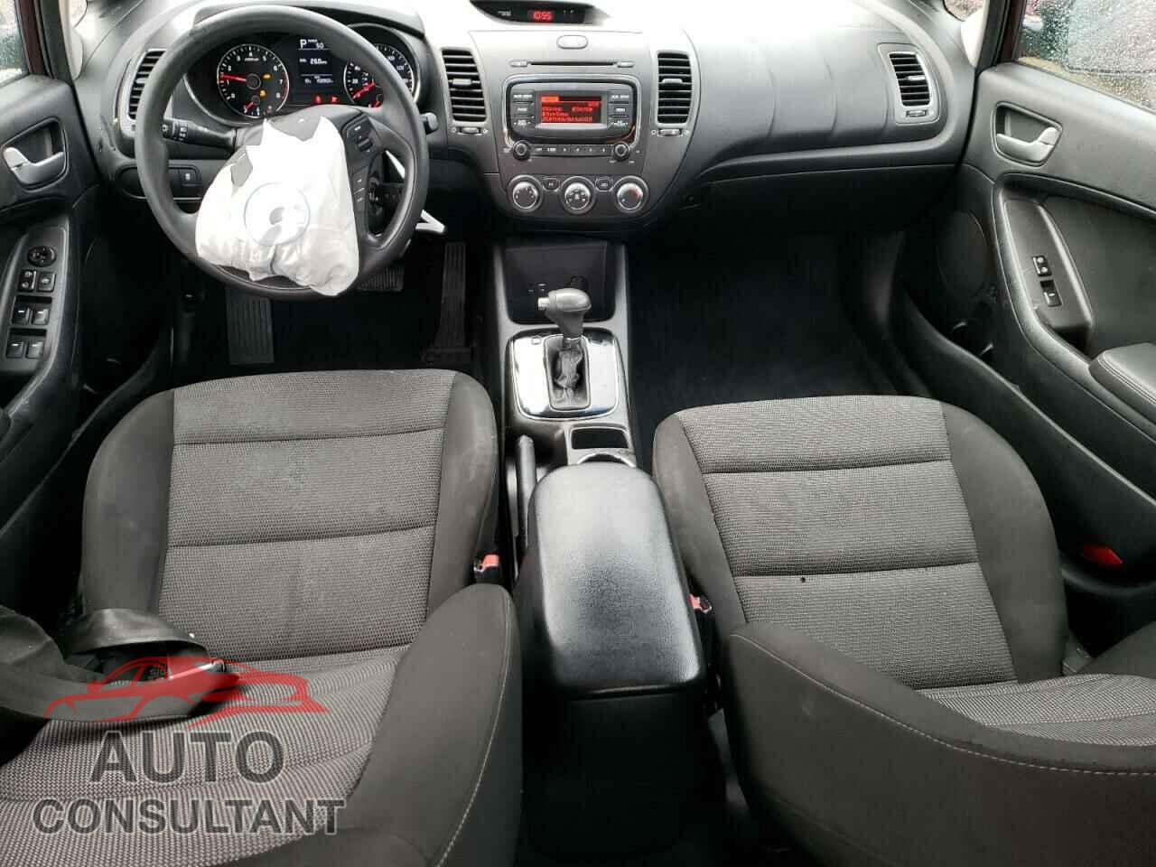 KIA FORTE 2017 - 3KPFK4A75HE040455