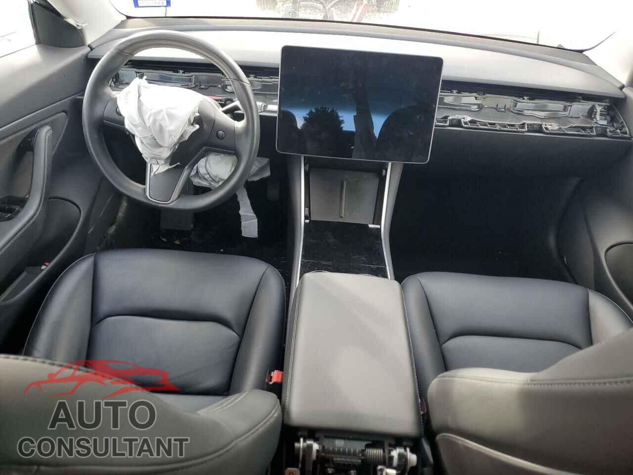 TESLA MODEL 3 2019 - 5YJ3E1EB8KF387920