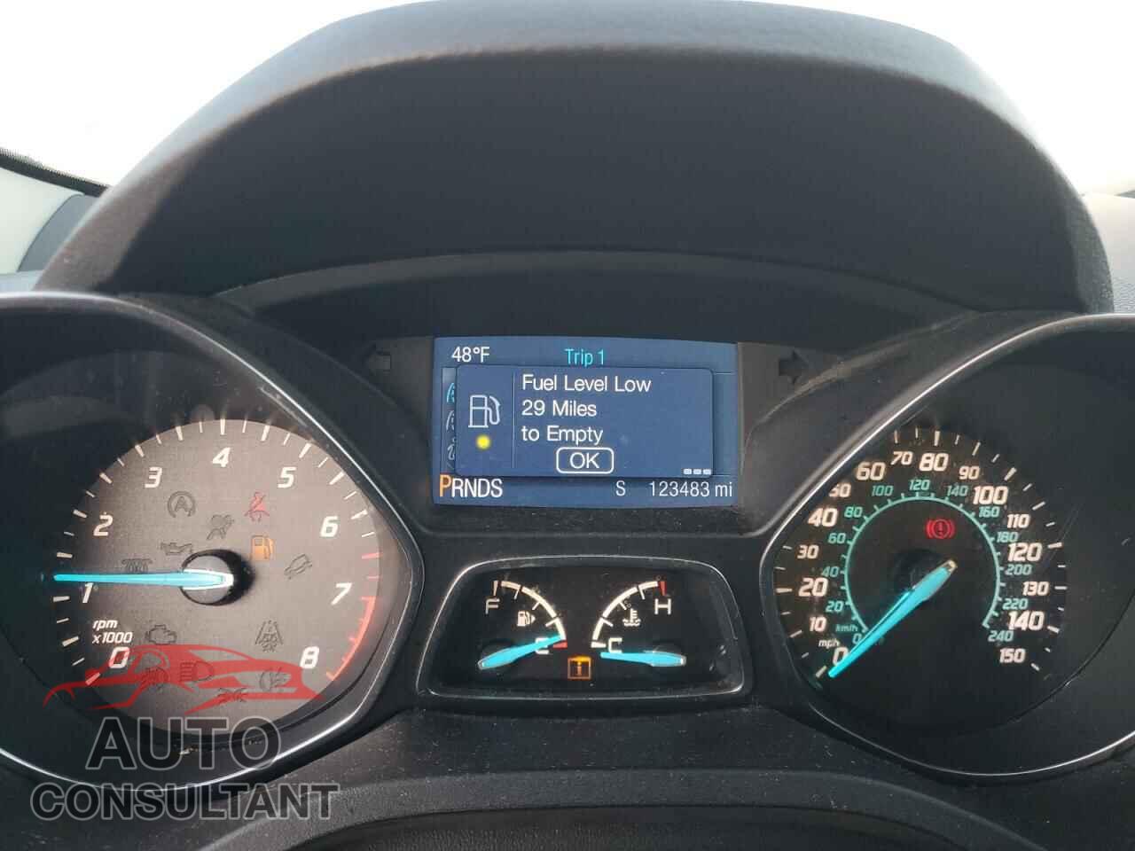 FORD ESCAPE 2015 - 1FMCU9GX6FUC89956