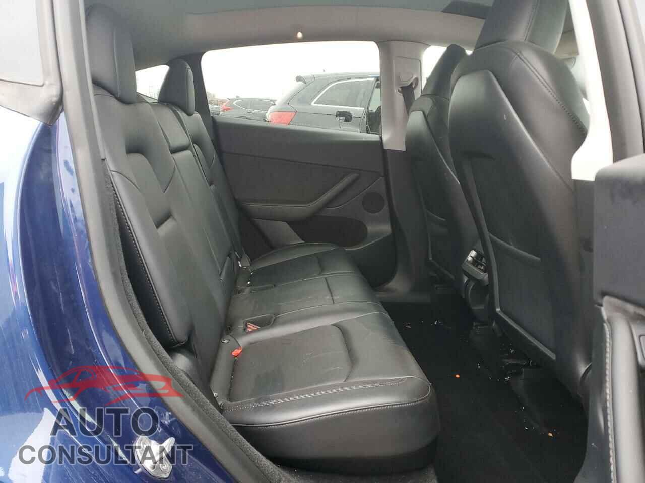 TESLA MODEL Y 2023 - 7SAYGDEE7PF703927