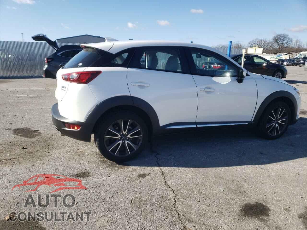 MAZDA CX-3 2017 - JM1DKFD72H0168191