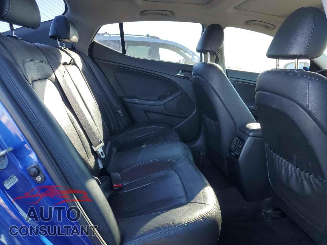 KIA OPTIMA 2012 - KNAGN4A69C5263327