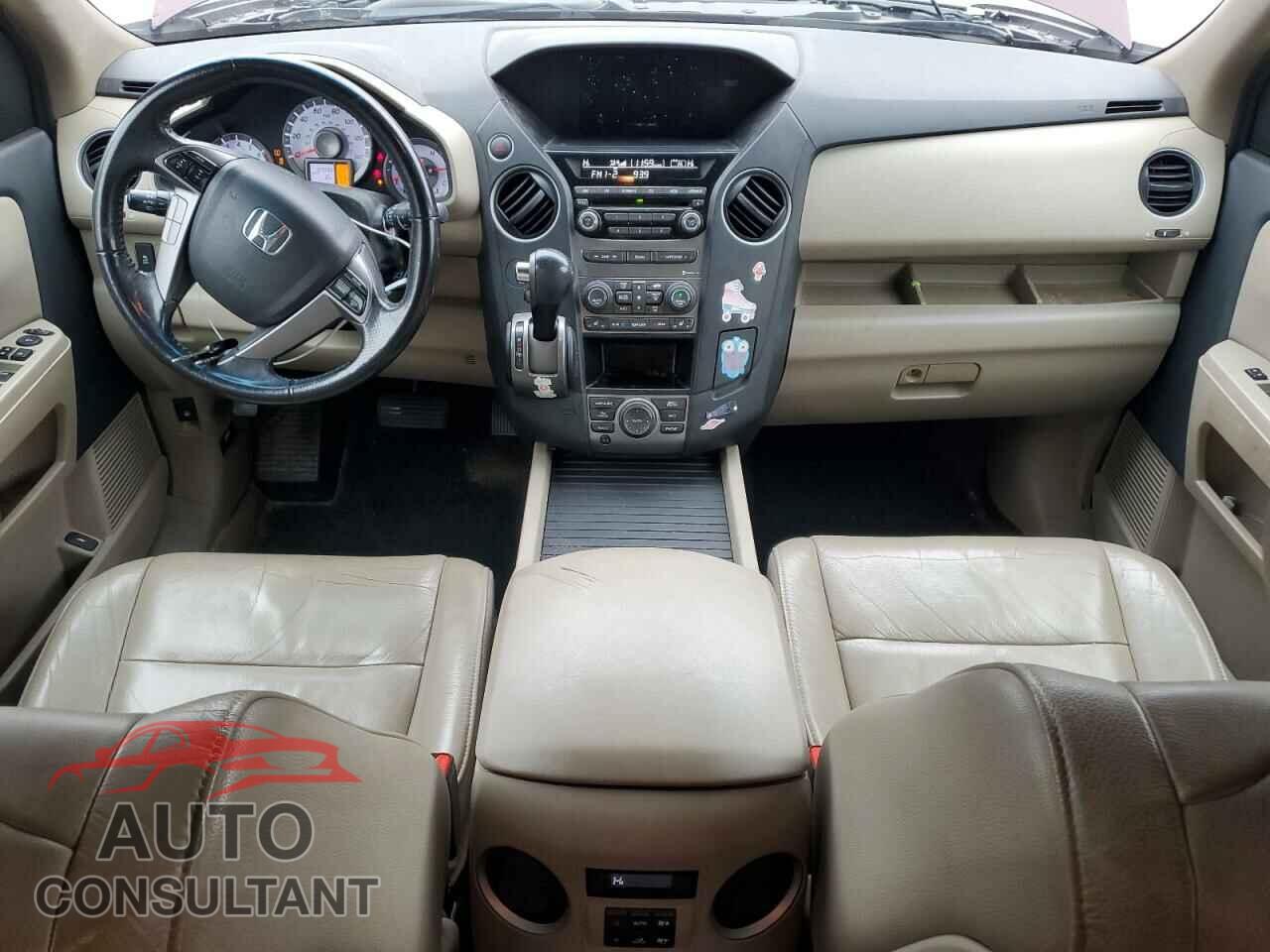 HONDA PILOT 2013 - 5FNYF3H74DB013247