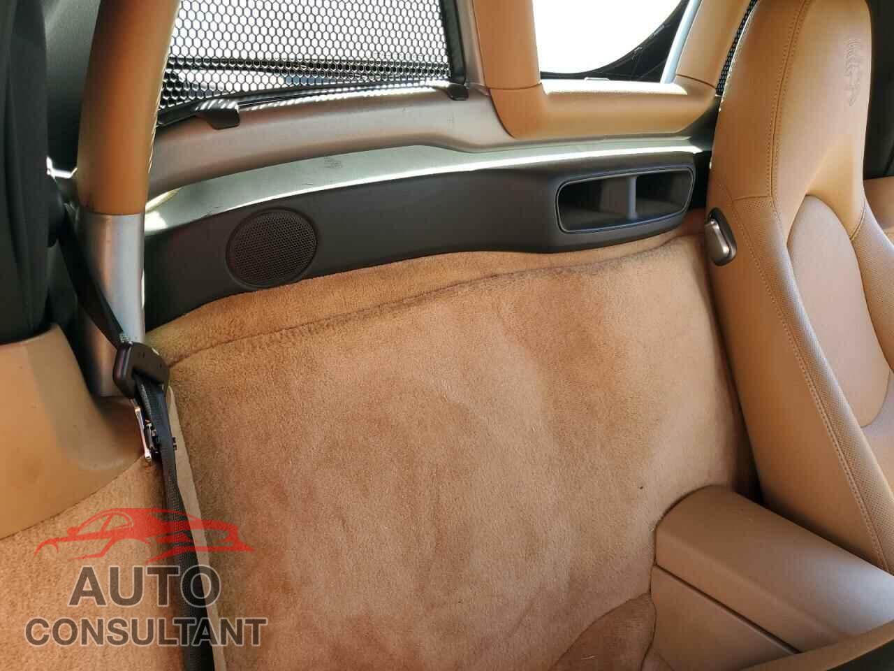 PORSCHE BOXSTER 2011 - WP0CB2A87BU730068