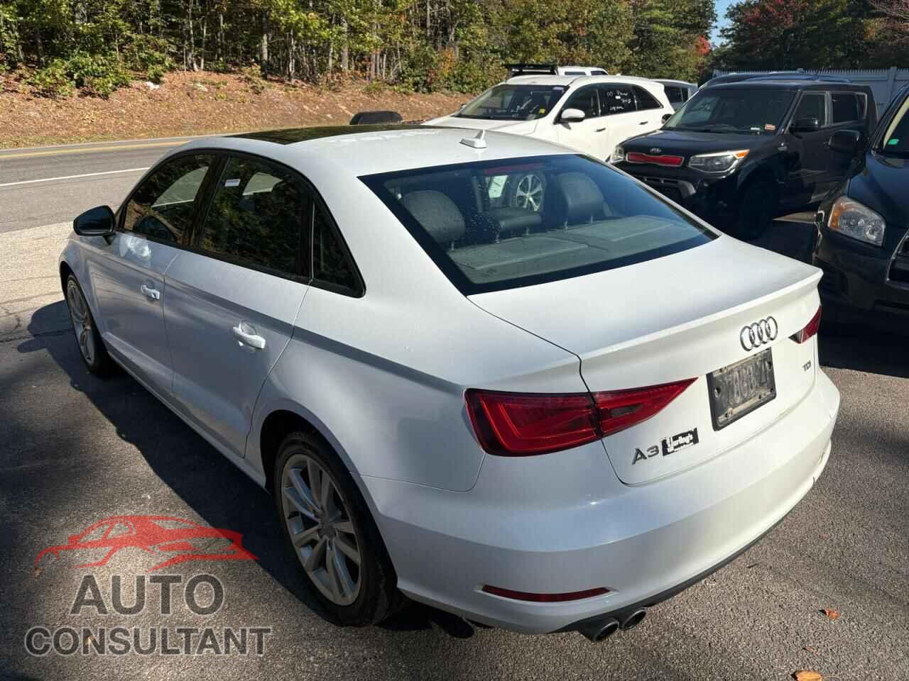 AUDI A3 2015 - WAUAJGFF8F1032720