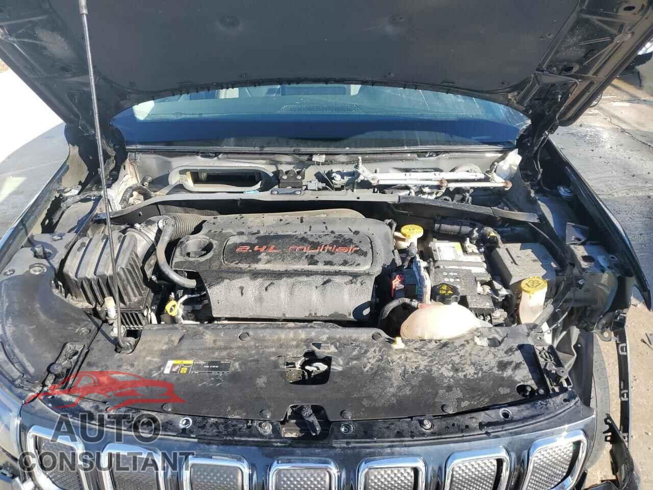 JEEP COMPASS 2022 - 3C4NJDCB5NT115596