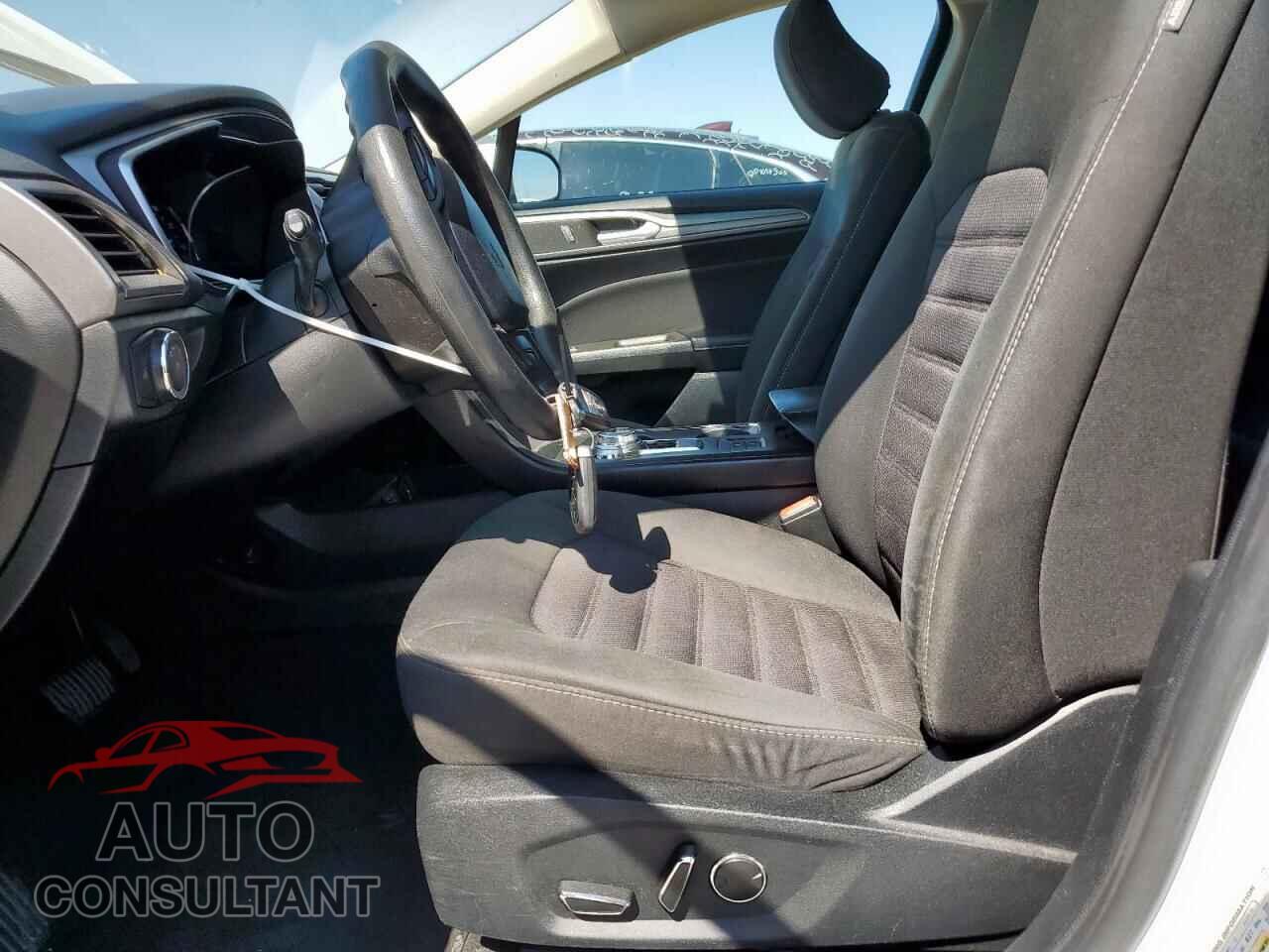 FORD FUSION 2020 - 3FA6P0HD5LR150841