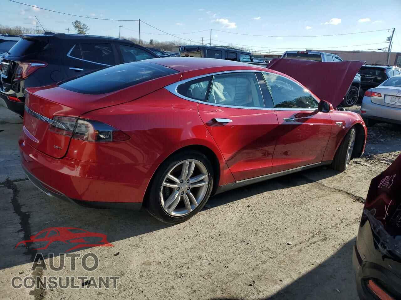 TESLA MODEL S 2015 - 5YJSA1H27FFP74418