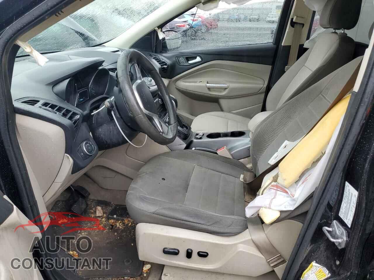 FORD ESCAPE 2015 - 1FMCU9G98FUC66809