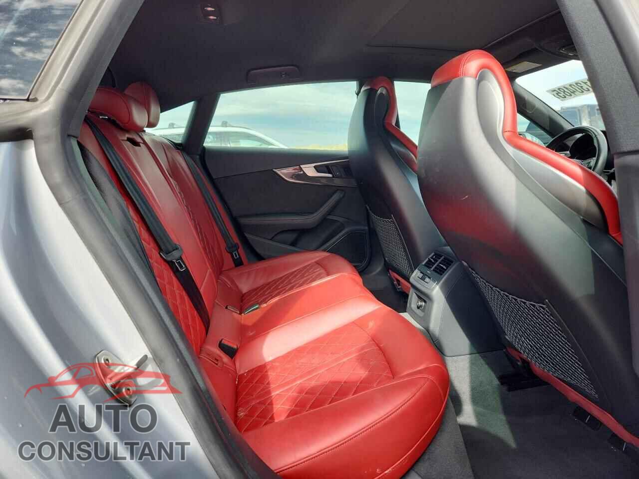 AUDI S5/RS5 2018 - WAUB4CF58JA091755