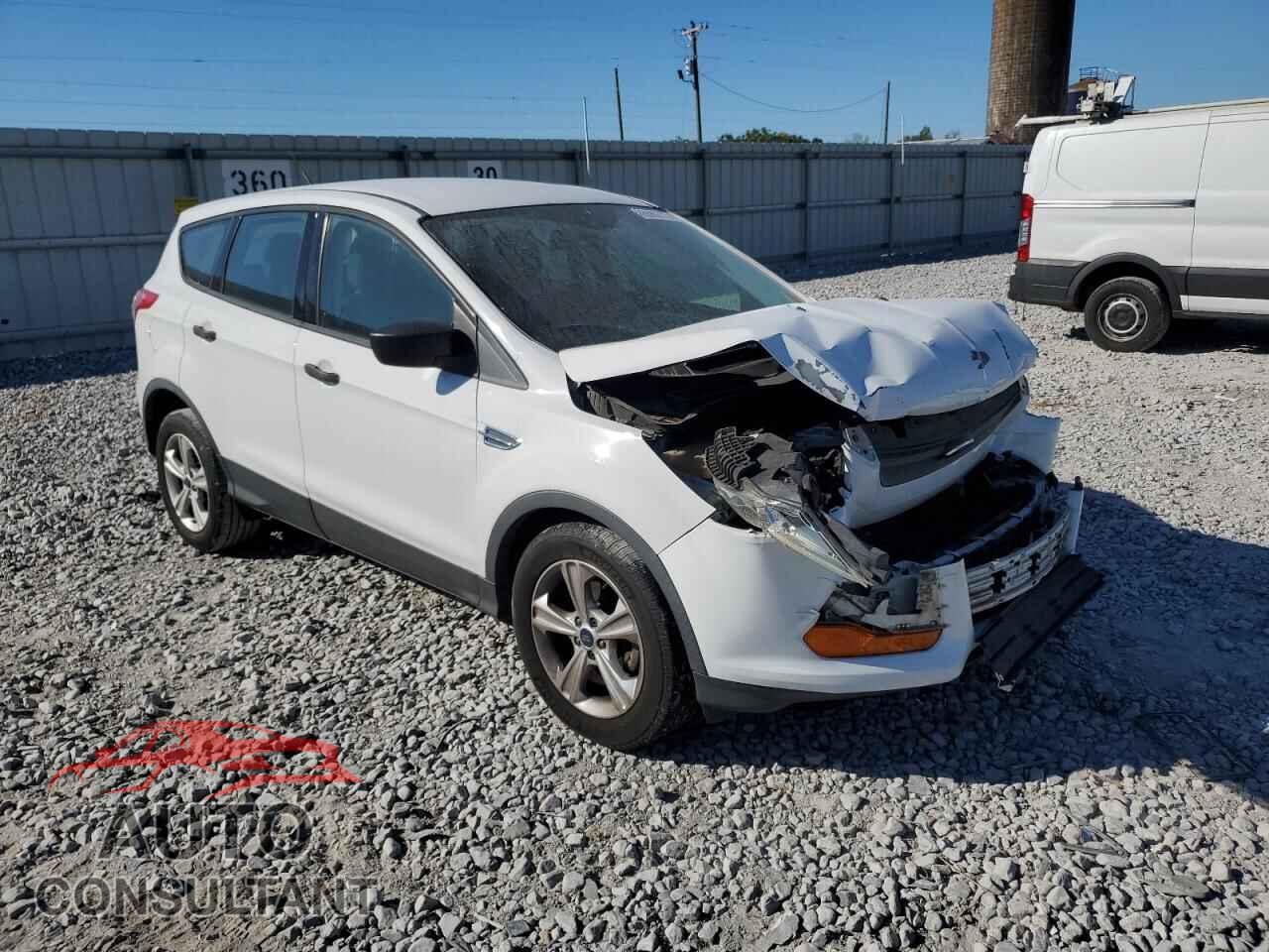 FORD ESCAPE 2016 - 1FMCU0F75GUB30201