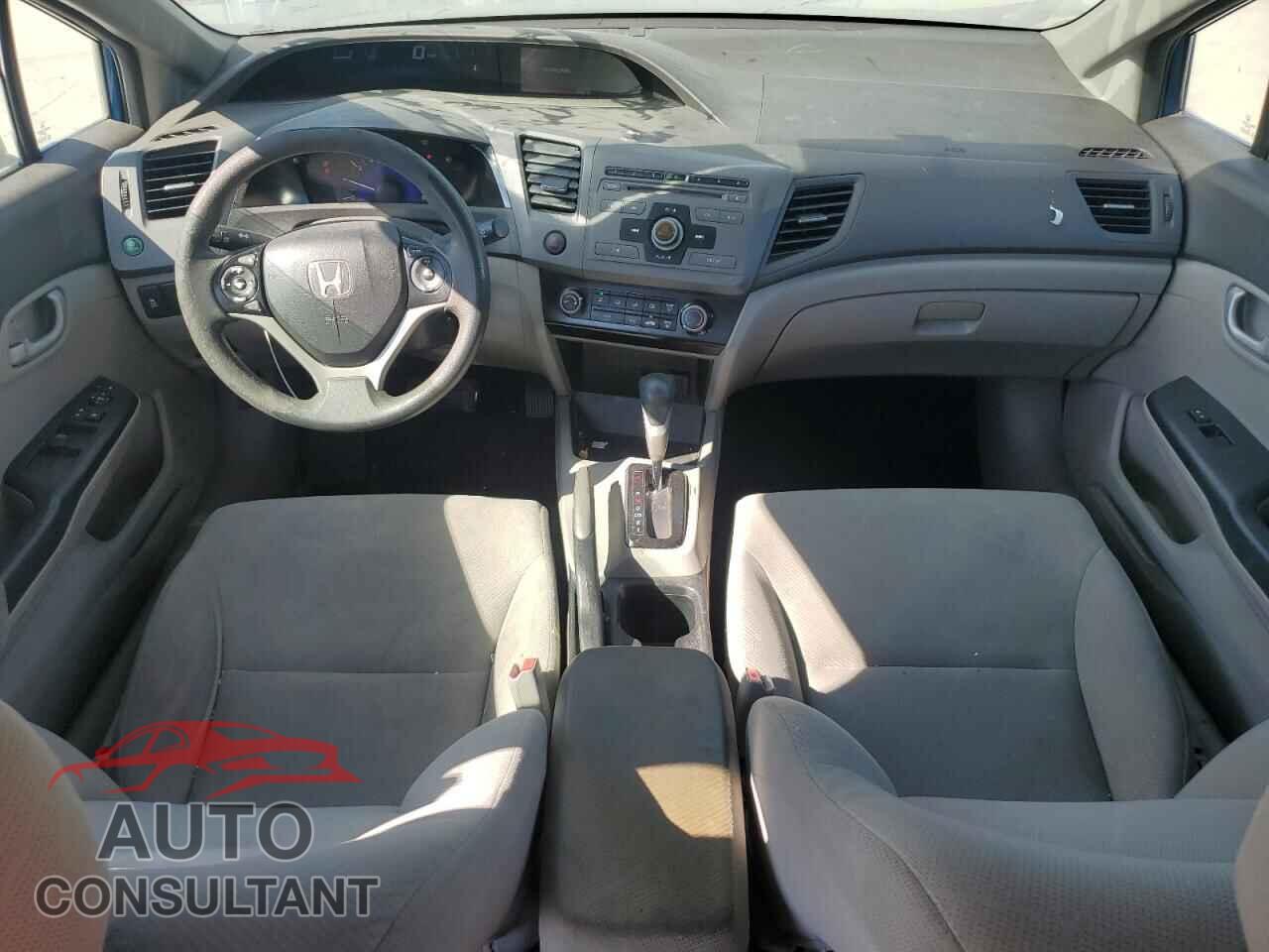 HONDA CIVIC 2012 - 2HGFB2F51CH548092
