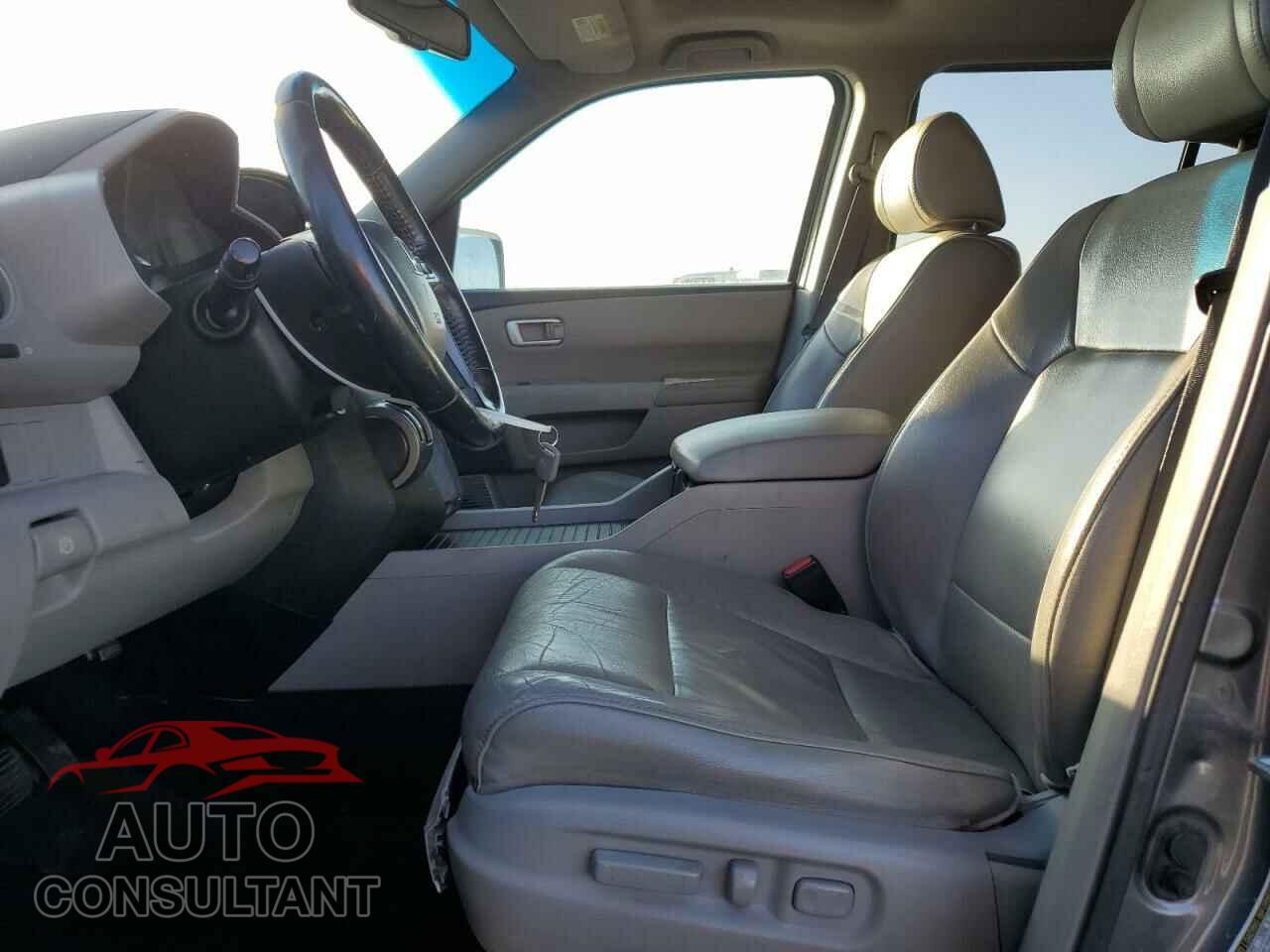 HONDA PILOT 2013 - 5FNYF3H52DB024438