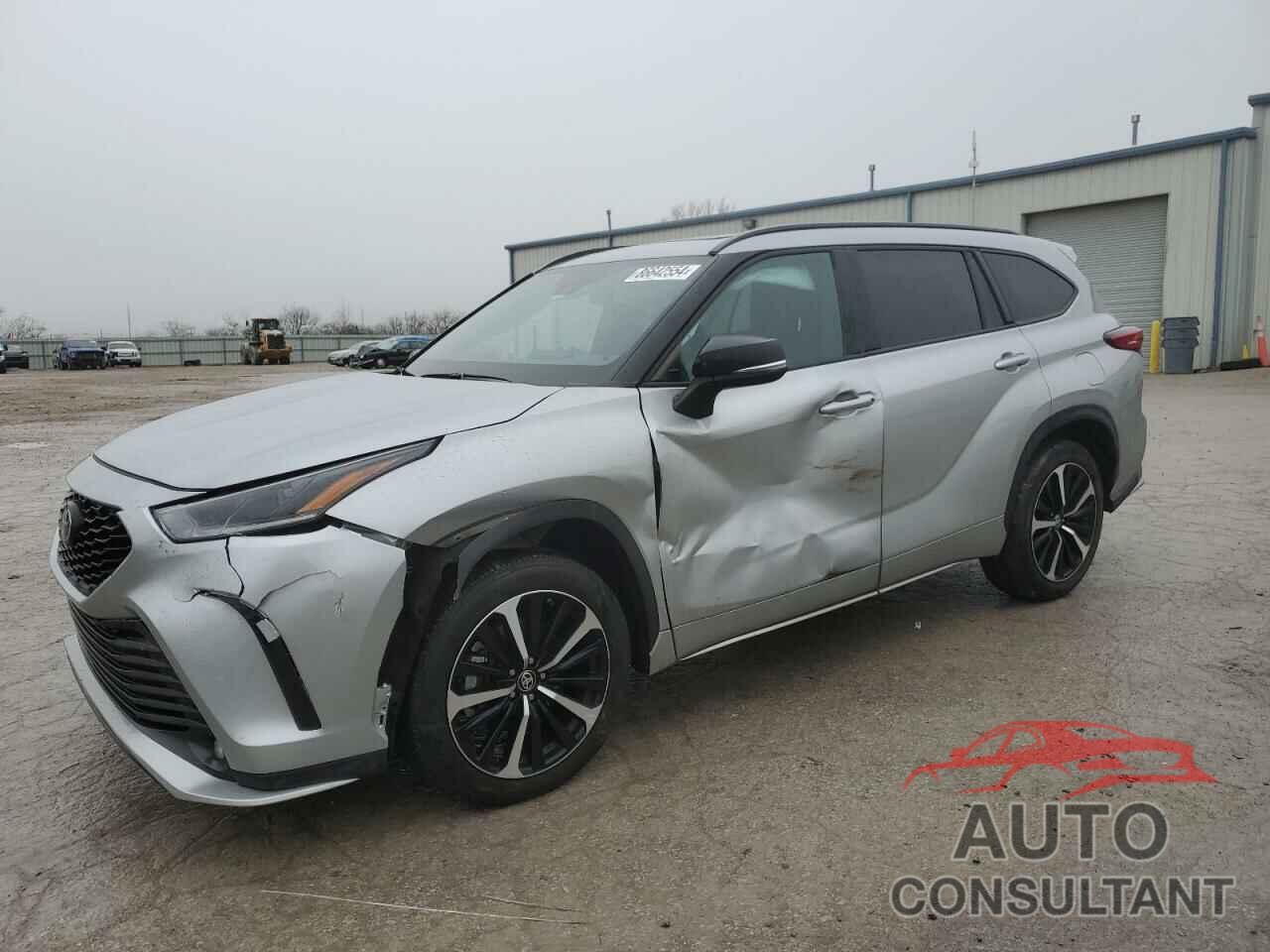 TOYOTA HIGHLANDER 2021 - 5TDJZRBH6MS069148