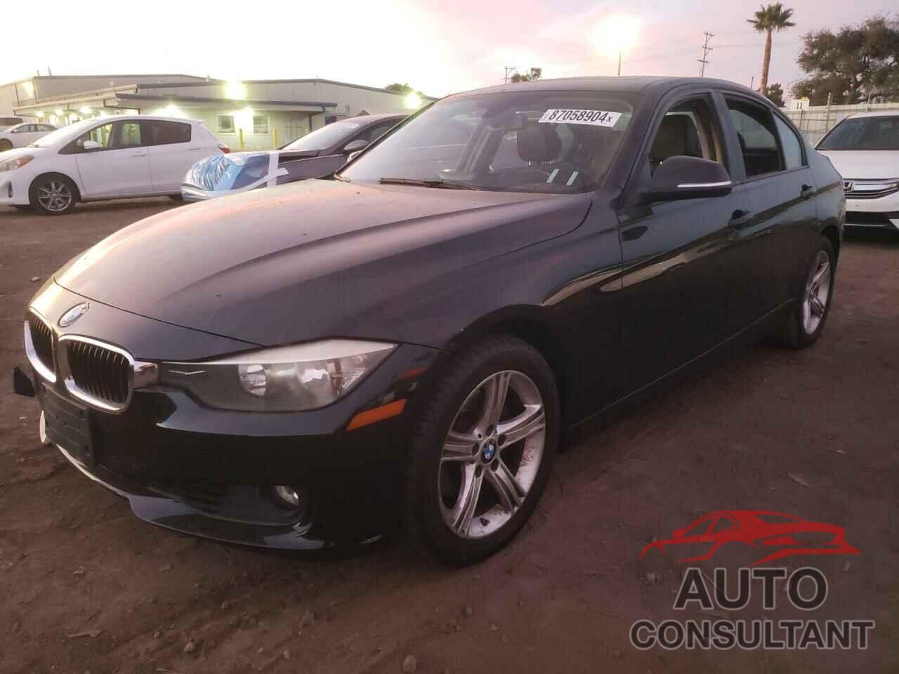 BMW 3 SERIES 2015 - WBA3C1C5XFP853293