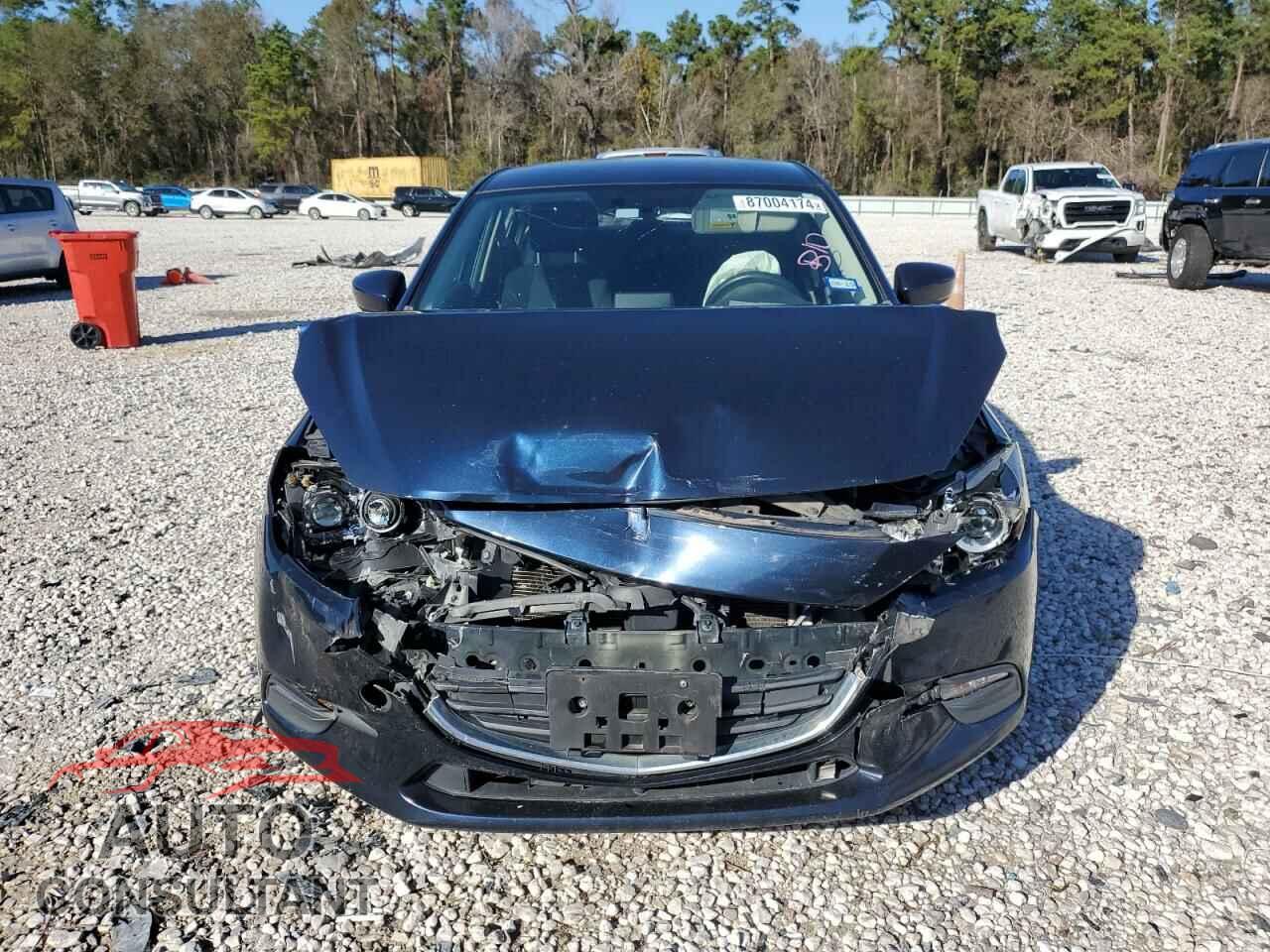 MAZDA 3 2017 - 3MZBN1U7XHM124094