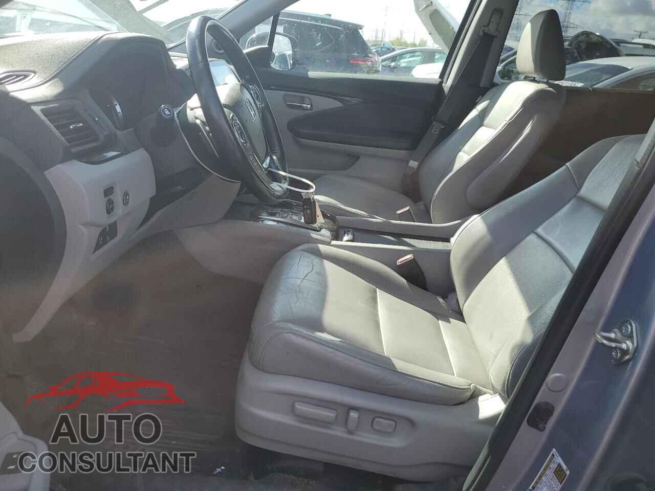 HONDA PILOT 2017 - 5FNYF5H92HB046640