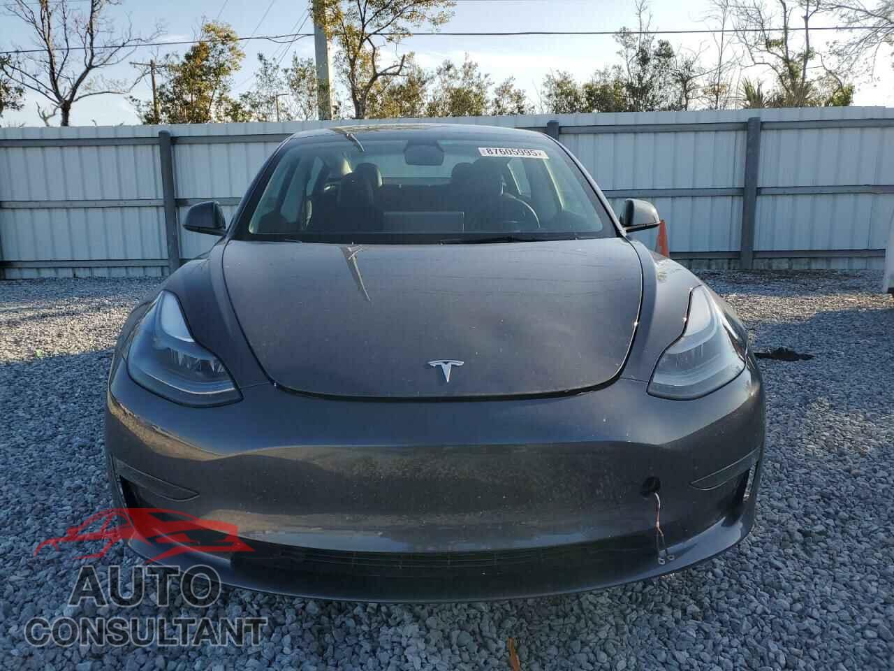 TESLA MODEL 3 2023 - 5YJ3E1EA3PF553047