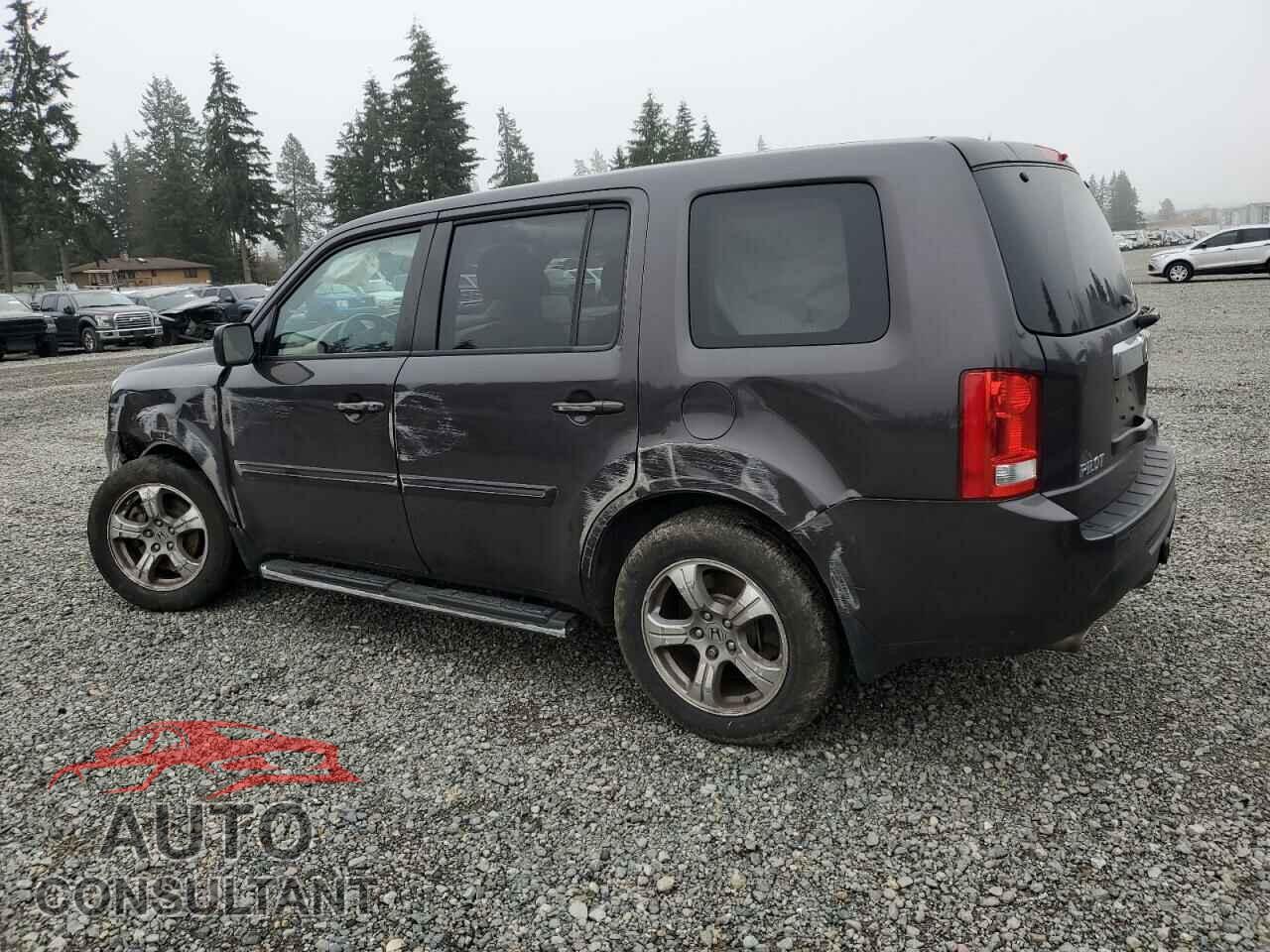 HONDA PILOT 2013 - 5FNYF4H51DB064127