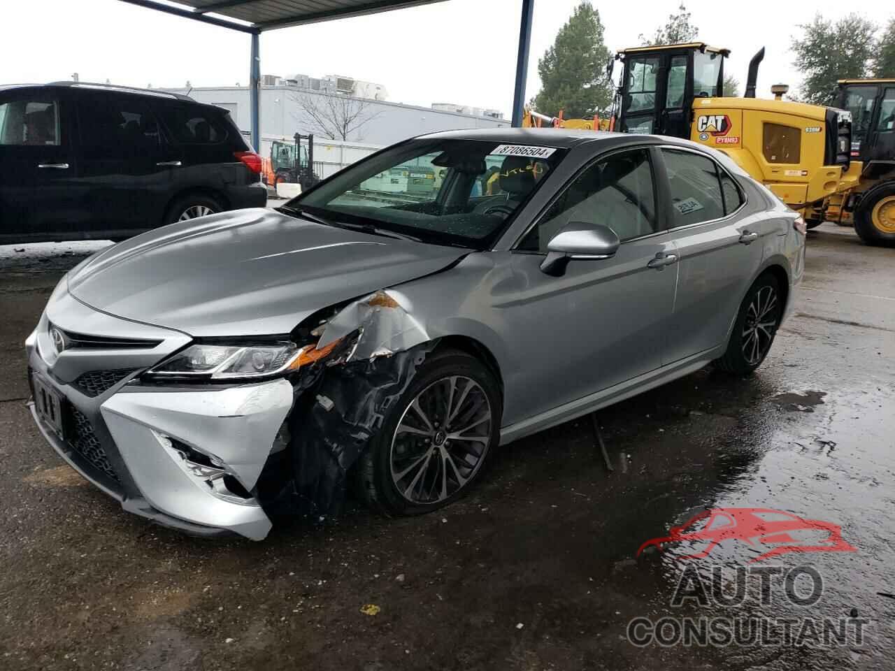 TOYOTA CAMRY 2018 - 4T1B11HK9JU515988