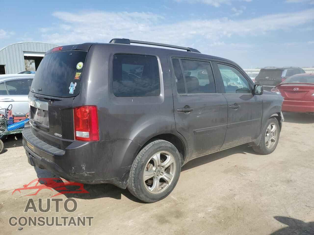 HONDA PILOT 2013 - 5FNYF4H66DB011299