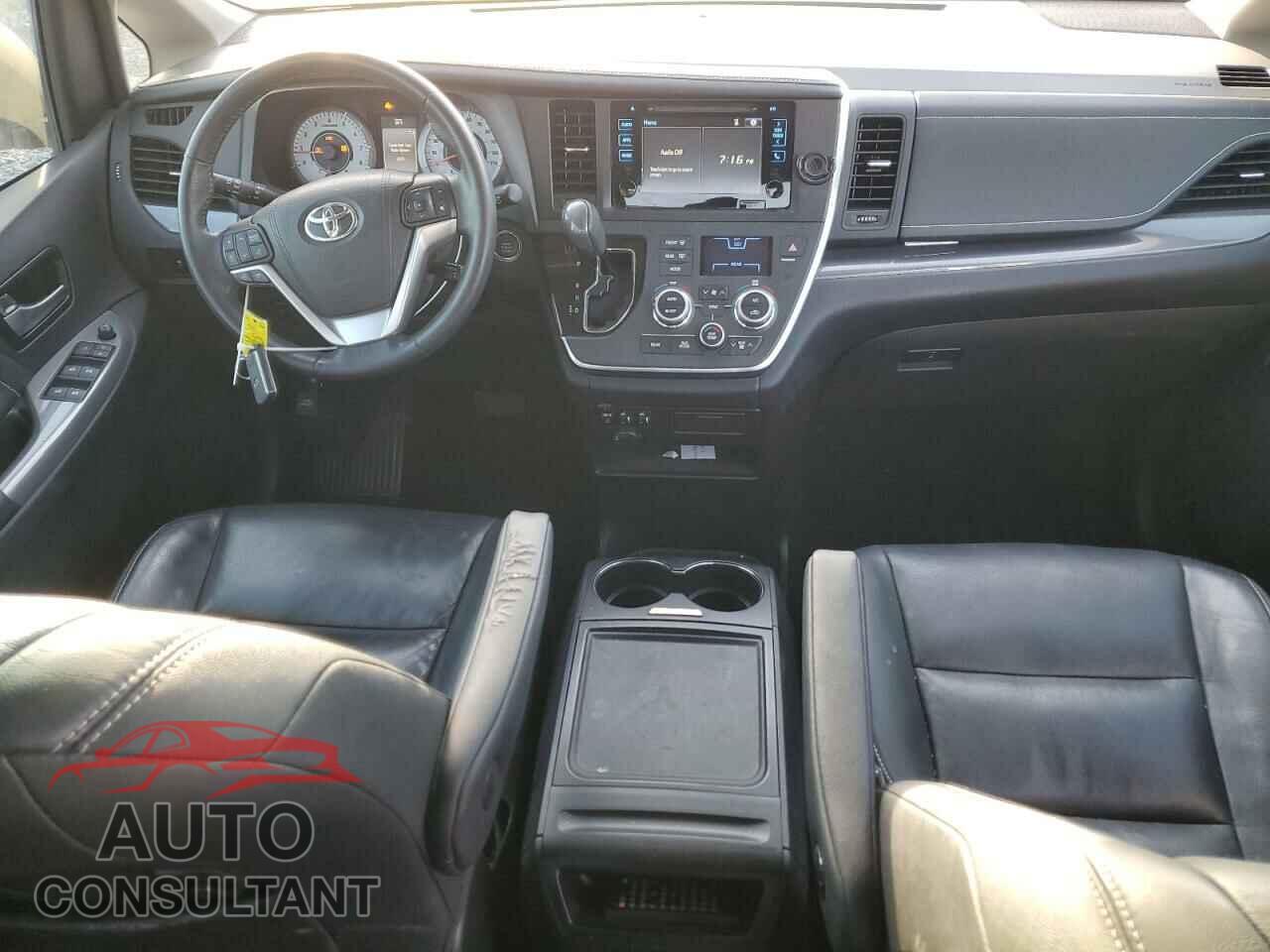 TOYOTA SIENNA 2017 - 5TDXZ3DC2HS873980
