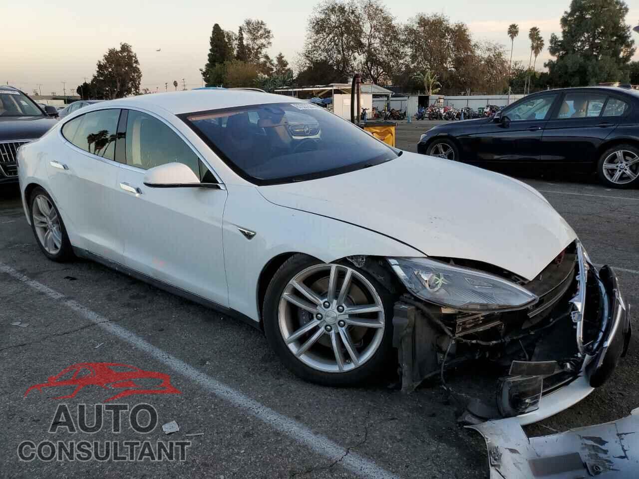 TESLA MODEL S 2015 - 5YJSA1S21FF087461